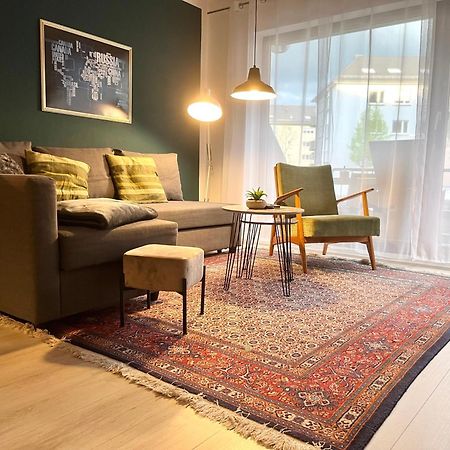 Living At Saarpartments -Adultsonly- 2 Bedrooms, Kitchen - Business & Holiday Apartments For Long- And Short Term Stay, 3 Min To Train Station, Secure E-Bike Parking! Saarbrücken Zewnętrze zdjęcie